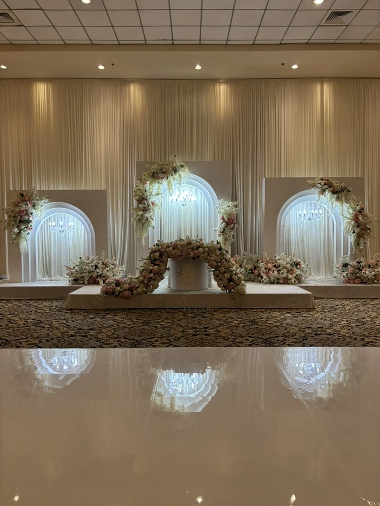 Arch backdrop rental for weddings and quinceañeras Chicago Chicagoland IL